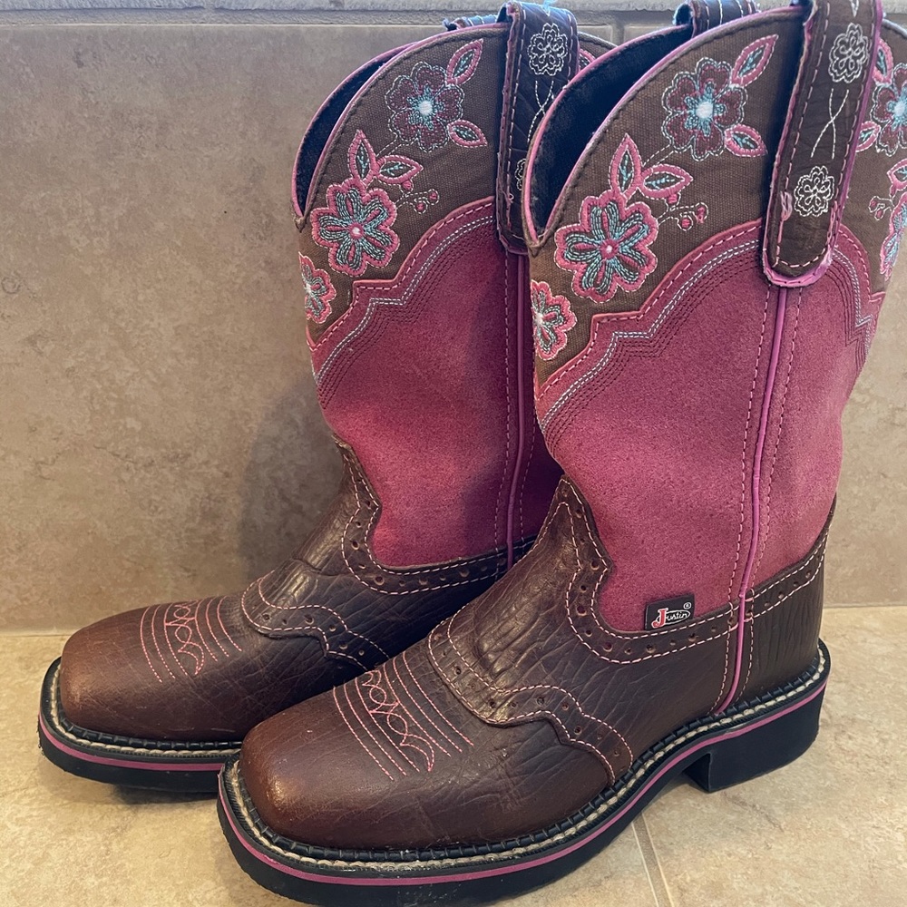 COPY - Justin “Fat Baby” Square Toe Western Boots